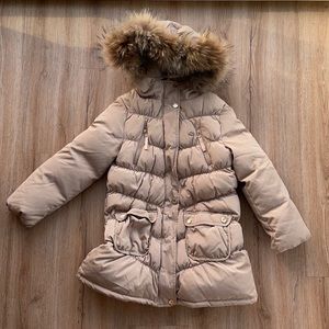 ❤️SOLD ❤️ Tiffany Coat 🧥. Used good condition. Size 10 29x12inches Colour khaki